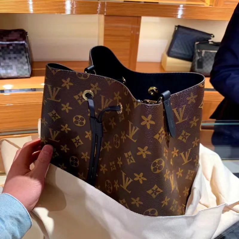 10A luxurys designers fashion Shoulder bags high Quality Bucket Handbags Ladies crossbody flower Purses Women Drawstring bag Letter Leather Clutch Handbag purse